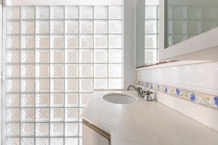 Apartamento para alugar com 75m², 2 quartos e 1 vagaBanheiro