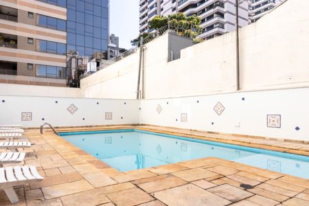 Apartamento para alugar com 75m², 2 quartos e 1 vagaÁrea comum - Piscina