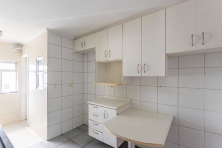 Apartamento para alugar com 75m², 2 quartos e 1 vagaCozinha