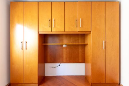Apartamento para alugar com 75m², 2 quartos e 1 vagaQuarto 2