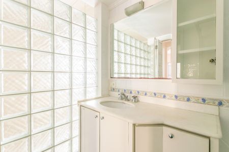 Apartamento para alugar com 75m², 2 quartos e 1 vagaBanheiro