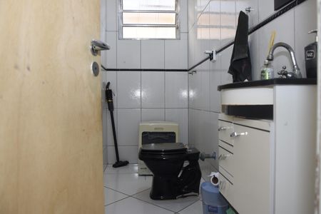 Casa para alugar com 100m², 3 quartos e 2 vagasBanheiro 1