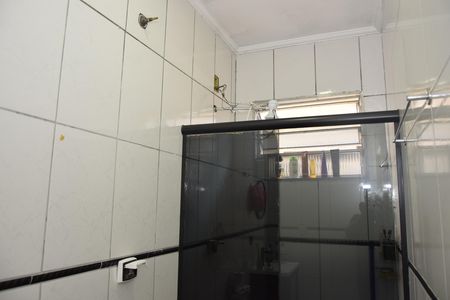 Casa para alugar com 100m², 3 quartos e 2 vagasBanheiro da Suíte