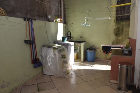 Casa para alugar com 100m², 3 quartos e 2 vagasLavanderia