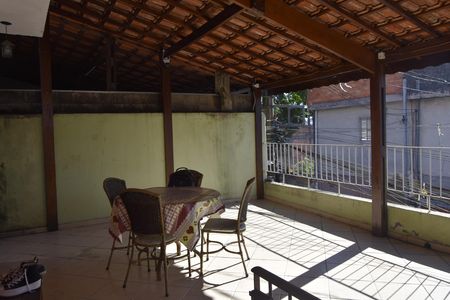 Casa para alugar com 100m², 3 quartos e 2 vagasVaranda