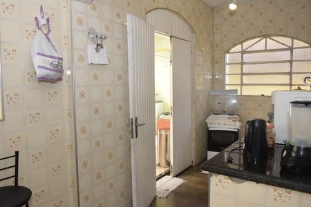 Casa para alugar com 100m², 3 quartos e 2 vagasCozinha