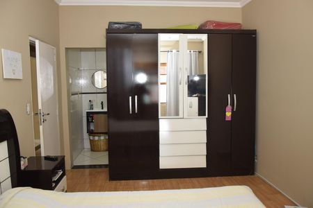 Casa para alugar com 100m², 3 quartos e 2 vagasQuarto Suíte