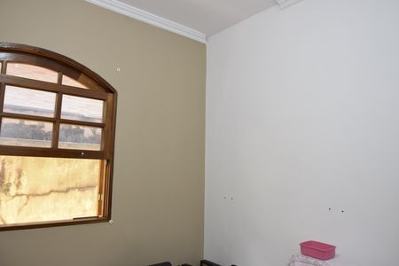 Casa para alugar com 100m², 3 quartos e 2 vagasQuarto 2