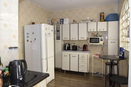 Casa para alugar com 100m², 3 quartos e 2 vagasCozinha