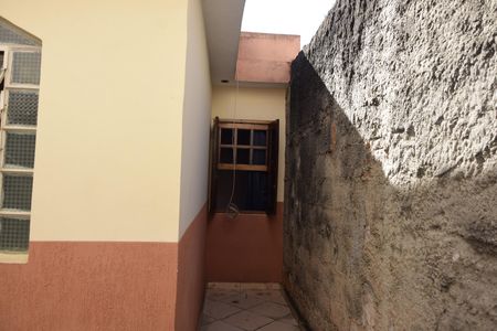 Casa para alugar com 100m², 3 quartos e 2 vagasQuintal