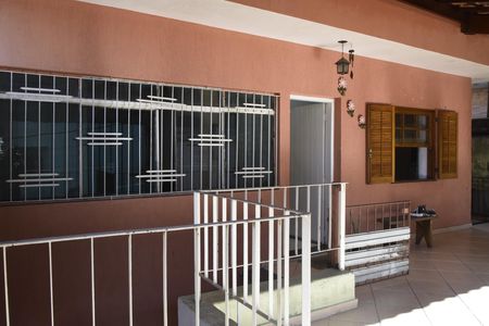 Casa para alugar com 100m², 3 quartos e 2 vagasVaranda