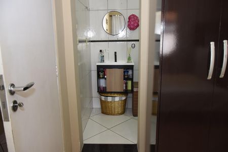 Casa para alugar com 100m², 3 quartos e 2 vagasBanheiro da Suíte