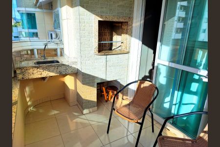 Apartamento para alugar com 199m², 4 quartos e 1 vagaVaranda