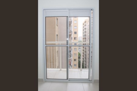 Apartamento para alugar com 44m², 2 quartos e sem vaga Apartamento para alugar com 44m², 2 quartos e sem vagaSacada