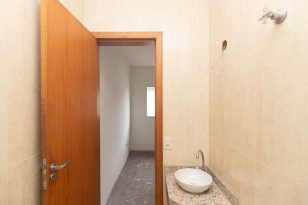 Casa de condomínio à venda com 80m², 3 quartos e 1 vaga Casa de condomínio à venda com 80m², 3 quartos e 1 vagaBanheiro da Suíte