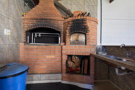Apartamento à venda com 74m², 2 quartos e 1 vaga Apartamento à venda com 74m², 2 quartos e 1 vagaÁrea comum - Churrasqueira