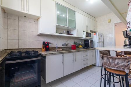 Apartamento à venda com 74m², 2 quartos e 1 vaga Apartamento à venda com 74m², 2 quartos e 1 vagaCozinha