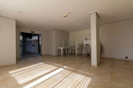Apartamento à venda com 74m², 2 quartos e 1 vaga Apartamento à venda com 74m², 2 quartos e 1 vagaÁrea comum - Salão de festas