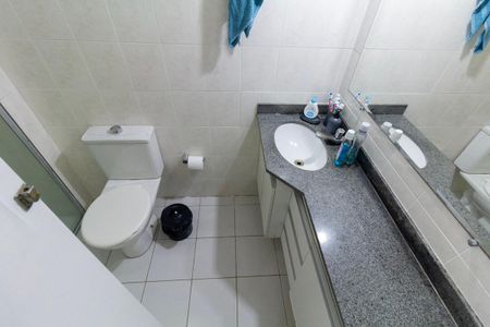 Apartamento à venda com 74m², 2 quartos e 1 vaga Apartamento à venda com 74m², 2 quartos e 1 vagaBanheiro 2