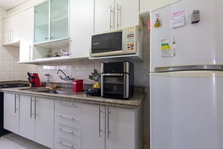 Apartamento à venda com 74m², 2 quartos e 1 vaga Apartamento à venda com 74m², 2 quartos e 1 vagaCozinha