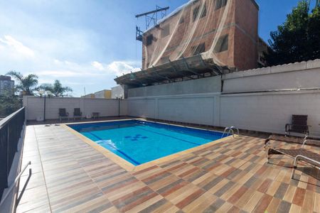 Apartamento à venda com 74m², 2 quartos e 1 vaga Apartamento à venda com 74m², 2 quartos e 1 vagaÁrea comum - Piscina