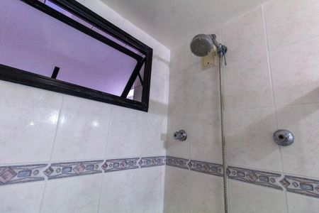 Apartamento à venda com 74m², 2 quartos e 1 vaga Apartamento à venda com 74m², 2 quartos e 1 vagaBanheiro 2
