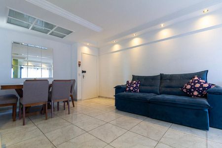 Apartamento à venda com 74m², 2 quartos e 1 vaga Apartamento à venda com 74m², 2 quartos e 1 vagaSala