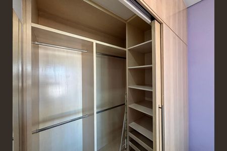 Apartamento para alugar com 52m², 1 quarto e 1 vagaCloset
