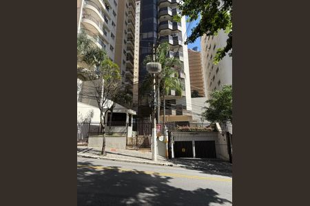 Apartamento à venda com 197m², 4 quartos e 3 vagas