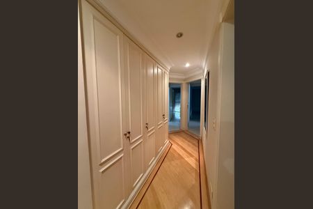 Apartamento à venda com 197m², 4 quartos e 3 vagas