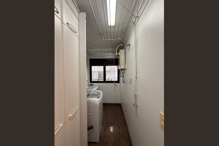 Apartamento à venda com 197m², 4 quartos e 3 vagas