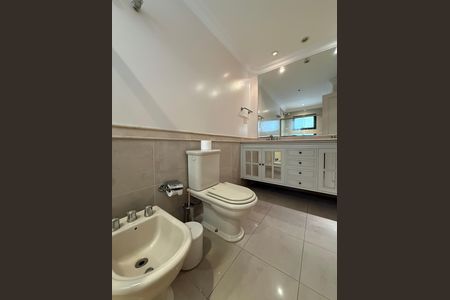 Apartamento à venda com 197m², 4 quartos e 3 vagas