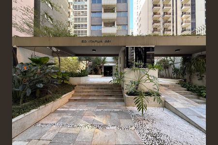 Apartamento à venda com 197m², 4 quartos e 3 vagas