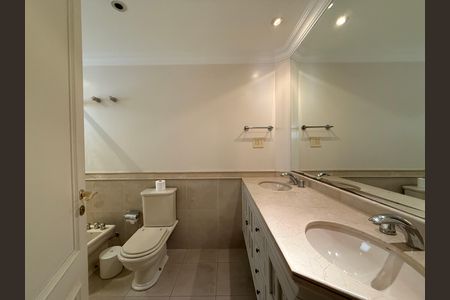 Apartamento à venda com 197m², 4 quartos e 3 vagas