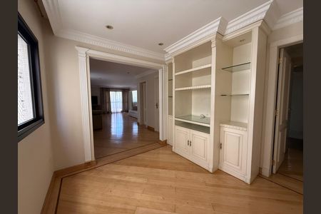 Apartamento à venda com 197m², 4 quartos e 3 vagas