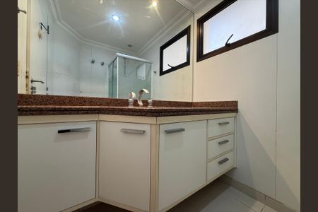 Apartamento à venda com 197m², 4 quartos e 3 vagas