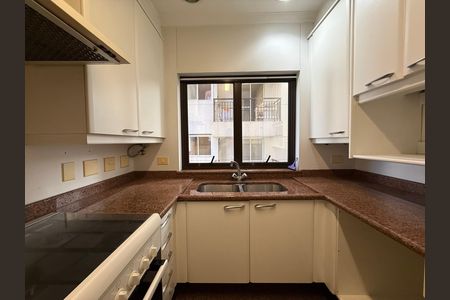 Apartamento à venda com 197m², 4 quartos e 3 vagas