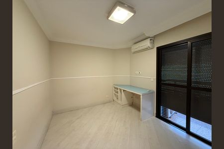 Apartamento à venda com 197m², 4 quartos e 3 vagas