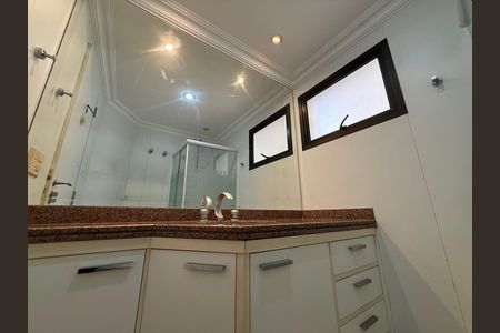 Apartamento à venda com 197m², 4 quartos e 3 vagas