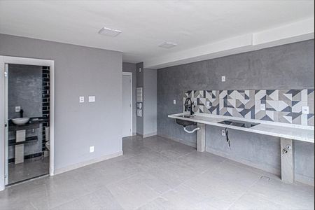 sala e cozinha compartilhadas_5 de apartamento para alugar com 2 quartos, 40m² em Vila Nair, São Paulo