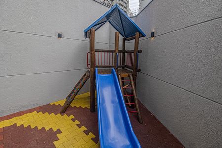 Apartamento para alugar com 40m², 2 quartos e sem vaga Apartamento para alugar com 40m², 2 quartos e sem vagaplay ground_2