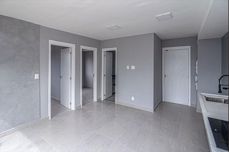 sala e cozinha compartilhadas_6 de apartamento para alugar com 2 quartos, 40m² em Vila Nair, São Paulo