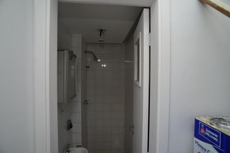 Apartamento para alugar com 220m², 3 quartos e 3 vagasBanheiro de Serviço