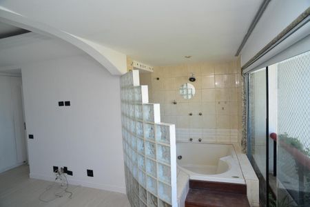 Apartamento para alugar com 220m², 3 quartos e 3 vagasSuíte Principal
