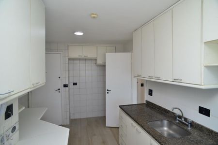 Apartamento para alugar com 220m², 3 quartos e 3 vagasCozinha