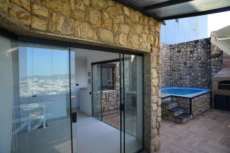 Apartamento para alugar com 220m², 3 quartos e 3 vagasÁrea Externa Cobertura