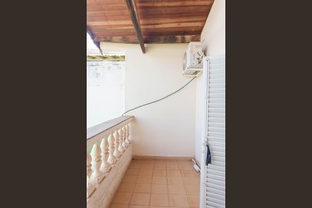 Casa à venda com 234m², 3 quartos e 5 vagas Casa à venda com 234m², 3 quartos e 5 vagasVaranda da Suíte