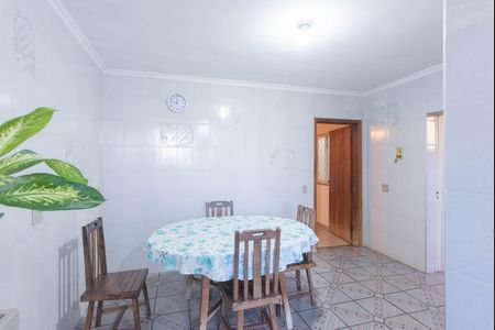 Casa à venda com 234m², 3 quartos e 5 vagas Casa à venda com 234m², 3 quartos e 5 vagasCopa