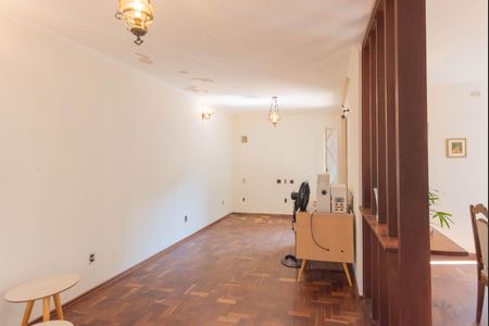 Casa à venda com 234m², 3 quartos e 5 vagas Casa à venda com 234m², 3 quartos e 5 vagasSala 2