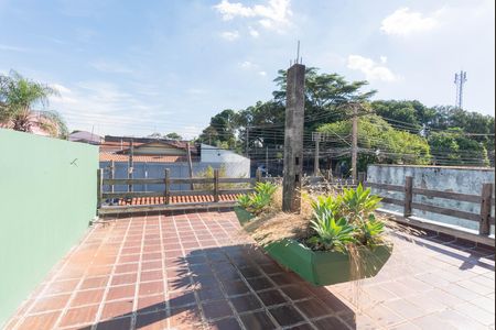 Casa à venda com 234m², 3 quartos e 5 vagas Casa à venda com 234m², 3 quartos e 5 vagas Terraço